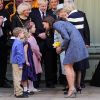 Catherine, duchesse de Cambridge, se joignait à la reine Elizabeth II et à Camilla Parker Bowles, sa belle-mère et grande complice, lors d'une visite officielle chez Fortnum & Mason le 1er mars 2012, à Londres.