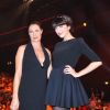 Alessandra Sublet avec Nolwenn Leroy au début de l'émission. La grossesse n'a pas empêché Alessandra Sublet de faire les 400 coups lors des Victoires de la Musique, qu'elle animait le 3 mars 2012 au Palais des Congrès de Paris.