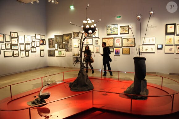 Le vernissage de l'exposition Tim Burton à la Cinémathèque française, à Paris le 5 mars 2012.
