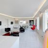 L'appartement où Alain Delon et Romy Schneider ont vécu dans les années 1960 mis en vente pour 46 millions d'euros
