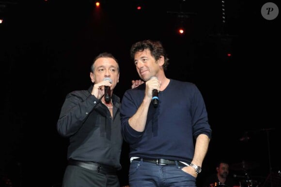 Patrick Bruel rejoint Félix Gray sur la scène de l'Olympia à Paris, le 7 mars 2012.
