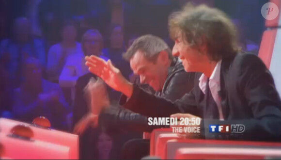 Louis Bertignac buzze deux fois dans la bande-annonce de The Voice, diffusée samedi 10 mars 2012 sur TF1
