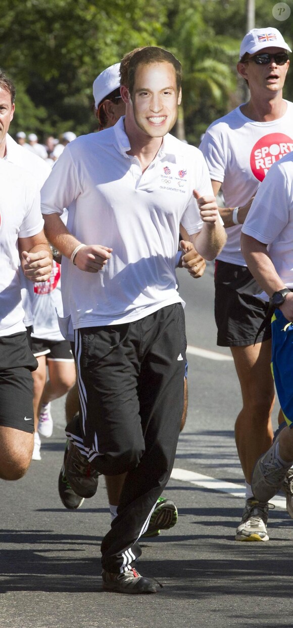 Le prince Harry participe à une course à pied à Rio de Janeiro, le samedi 10 mars 2012.