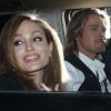 Angelina Jolie et Brad Pitt sont mitraillés à la Nouvelle Orléans dans la soirée du 10 mars 2012.