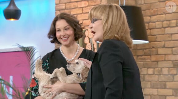 Ashley Judd dans The Marylin Denis Show à la télévision canadienne, le 12 mars 2012.