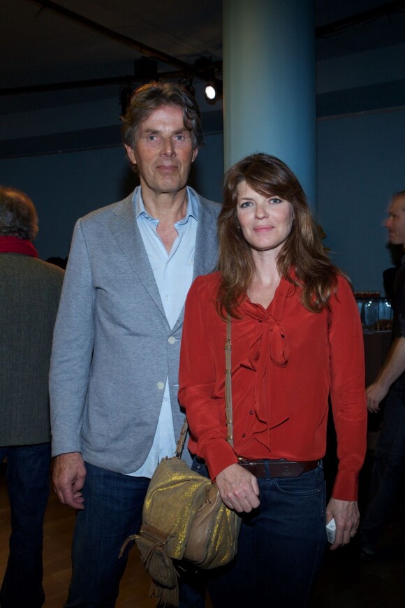 Dominique Desseigne et Gwendoline Hamon à la soirée de remise du Prix Théâtre de la Fondation Diane & Lucien Barrière, au Théâtre au Rond-Point, à Paris, le mardi 13 mars 2012.