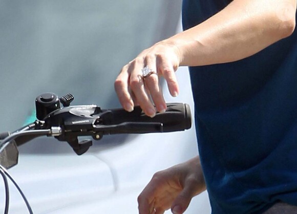 La bauge de fiançailles de Kate Hudson, offerte par son fiancé Matthew Bellamy, à Santa Monica, le 10 mars 2012.