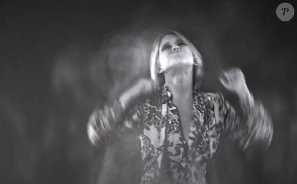 La Belge Selah Sue dans le clip de This World (mars 2012), extrait de son premier album éponyme.