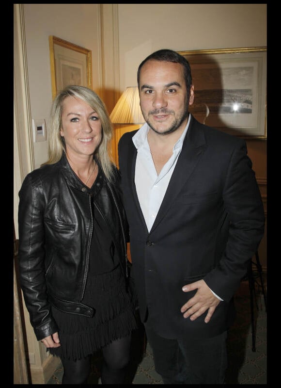 François-Xavier Demaison et sa soeur Laetitia pour la remise des prix des "Trois Coups de l'Angélus", lors d'un dîner à l'Hôtel Bristol à Paris le 19 mars 2012
 