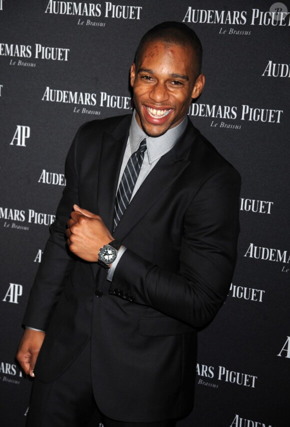 Victor Cruz lors de la fête Audemars Piguet à New York le 22 mars 2012