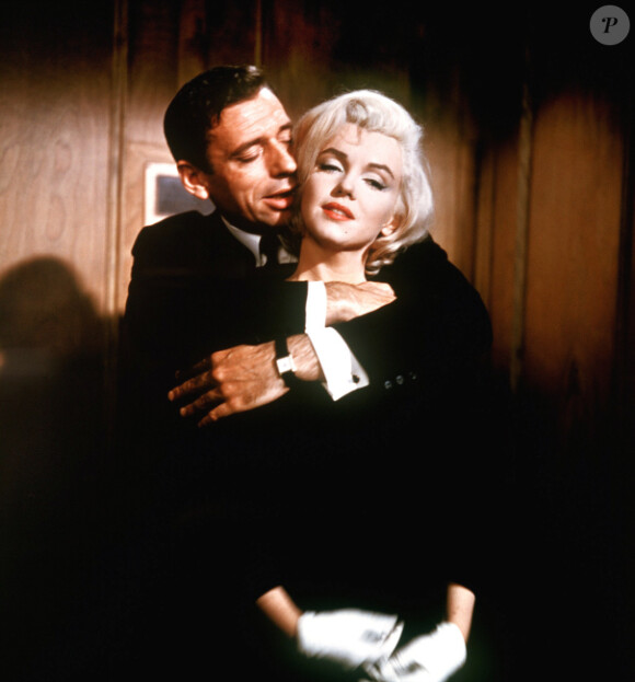 Yves Montand ert Marilyn Monroe dans Le Millardaire (1960)