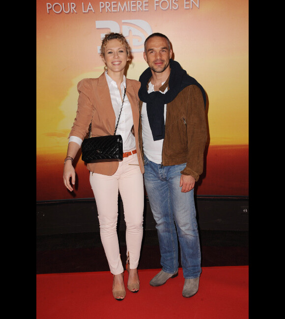Lorie et Philippe Bas lors de l'avant-première du Roi Lion en 3D au Gaumont Champs-Élysées, le 24 mars 2012