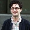 Daniel Radcliffe sur le tournage à New York en mars 2012 du film Kill Your Darlings