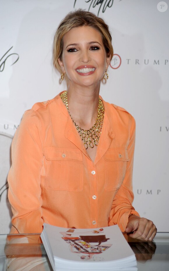 Ivanka Trump, radieuse pour présenter sa collection chez Lord & Taylor à New York, le 28 mars 2012.