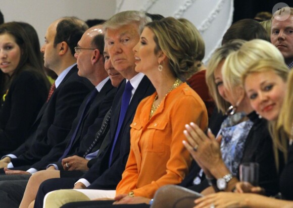 Donald Trump, frontrow aux côtés de sa fille Ivanka pour la présentation de sa collection à New York, le 28 mars 2012.