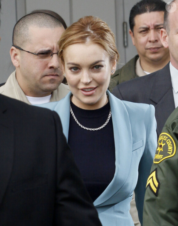La vie sourit enfin à Lindsay Lohan, libérée de toute comparution devant la Cour supérieure de Los Angeles, le 29 mars 2012.