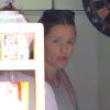 Jennifer Garner s'arrête dans un magasin de jouets, le 29 mars à Los Angeles