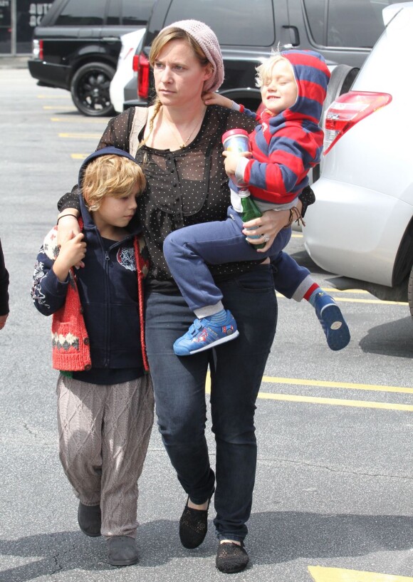 Les enfants de Gwen Stefani et Gavin Rossdale, Kingston et Zuma, à Los Angeles, le 30 mars 2012.
