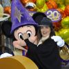 Salma Hayek à Disneyland Paris pour les 20 ans du parc à thème, le samedi 31 mars 2012.