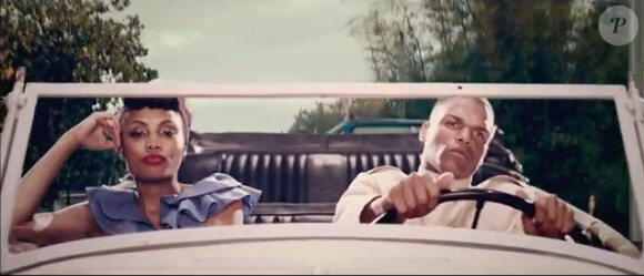 Imany dans le clip de Please and Change, extrait de l'album The Shape of a Broken Heart, réédité en février 2012.