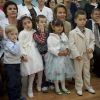 La princesse Mathilde de Belgique en visite dans une école primaire de Tirana le 30 mars 2012. Elle était du 28 au 30 mars 2012 en visite en Albanie en tant qu'ambassadrice spéciale pour la vaccination en Europe pour le compte de l'Organisation Mondiale de la Santé (OMS).