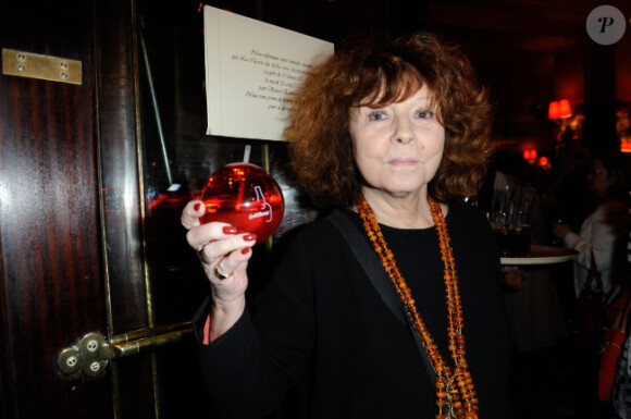 Régine Deforges le 3 avril 2012 à la Closerie des Lilas à Paris lors de la soirée en l'honneur du prix littéraire du même nom