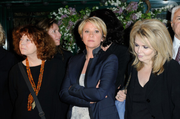 Régine Desforges, Ariane Masset et Nathalie Rheims le 3 avril 2012 à la Closerie des Lilas à Paris lors de la soirée en l'honneur du prix littéraire du même nom
