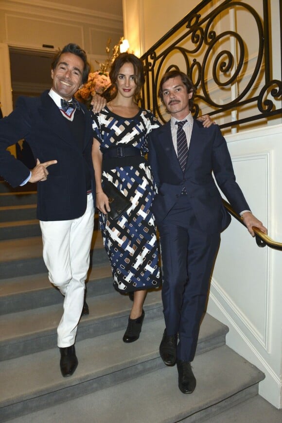 Vincent Darré, Alexia Niedzielski et Elie Top, trio stylé pour la soirée Dior en l'honneur de Natalie Portman. Paris, le 3 avril 2012.