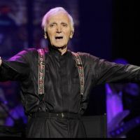 Charles Aznavour: Bon pied bon oeil, à 87 ans, il prépare une nouvelle tournée !
