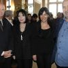 Juliette Gréco, entouré ici de Christophe Girard, Anne Hidalgo et Jean-Claude Carrière, recevait jeudi 12 avril 2012 la médaille Grand Vermeil de la Ville de Paris, remise par un Bertrand Delanoë exalté.
