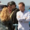 Kiefer Sutherland discute avec Maria Bello sur le tournage de Touch, à Santa Monica, le jeudi 12 avril 2012.