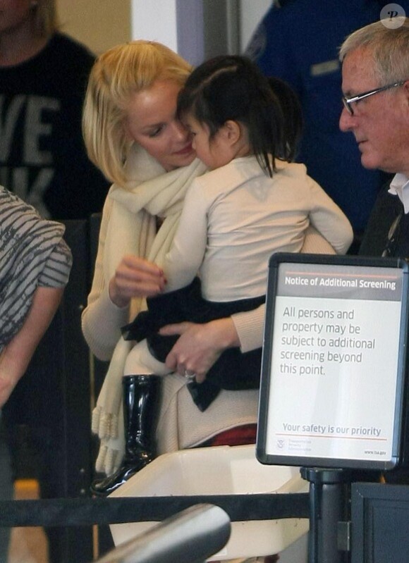 Katherine Heigl et sa fille Naleigh, en janvier 2012 à Los Angeles.