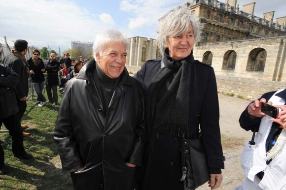 Jacques Higelin et Guy Bedos au meeting de François Hollande au Château de Vincennes, le 15 avril 2012.