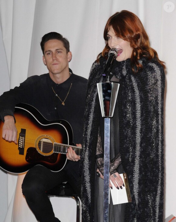 Robert Acroyd et Florence Welch de Florence + The Machine, en décembre 2011 à Londres