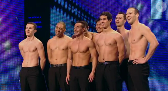 Le groupe français Cascade dans l'émission Britain's Got Talent, sur ITV, le 21 avril 2012.