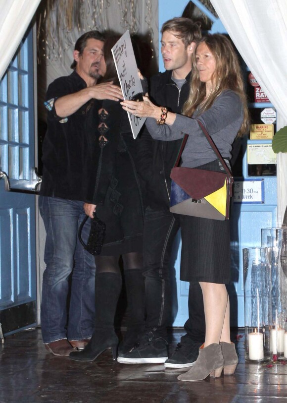 James Brolin à l'anniversaire de Barbra Streisand, sa belle-mère, dans un restaurant grec de Malibu, le 24 avril 2012.
