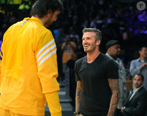David Beckham et Paul Gasol lors du match entre les Lakers et les Nuggets de Denver le 1er mai 2012 à Los Angeles