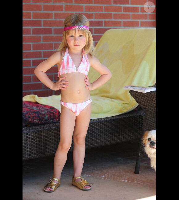 Stella, la fille de Tori Spelling le 3 mai 2012 à Malibu