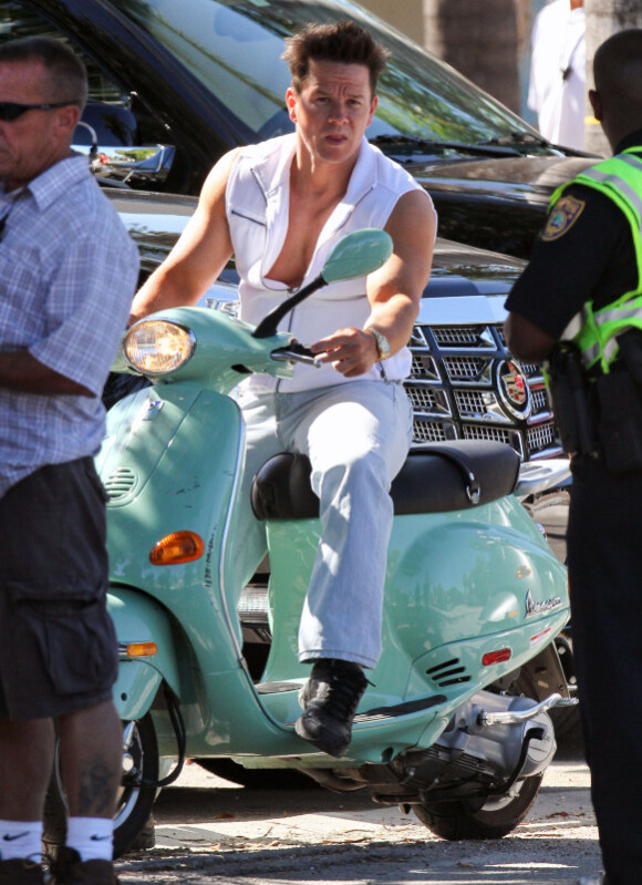 Mark Wahlberg sur le tournage de Pain and Gain de Michael Bay, le 25 avril 2012.