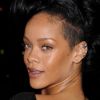 Rihanna prend la pose au Costume Institut Gala, à New York le 7 mai 2012 au Musée Metropolitan