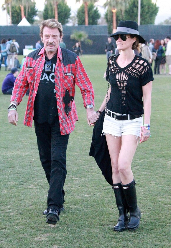Johnny Hallyday et sa belle Laeticia au festival de Coachella le 14 avril 2012.