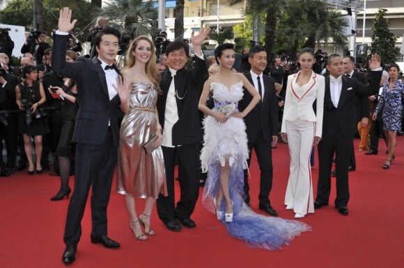 Jackie Chan lors de la montée des marches pour le film De rouille et d'Os le 17 mai 2012 pour le 65ème Festival de Cannes