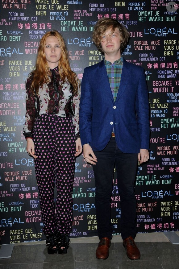 Joséphine et Alexandre de la Baume, formant le duo Singtank, assistent à la soirée anniversaire de L'Oréal. Cannes Le 18 mai 2012.