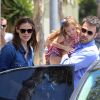 Ben Affleck, Jennifer Garner et leur fille Seraphina au marché de Los Angeles, le 20 mai 2012.