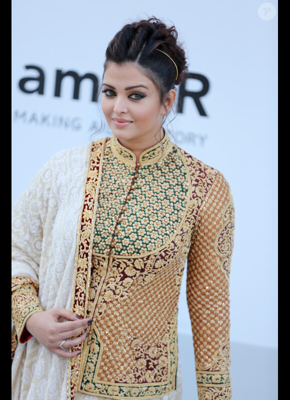 Aiswharya Rai lors du gala de l'amfAR 2012 qui se déroule durant le Festival de Cannes