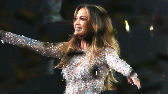 Jennifer Lopez : Déchaînée avec Marc Anthony, très glam' pour son Casper
