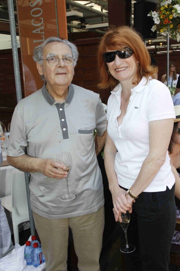 Bernard Pivot et Murielle Mayette  à Roland-Garros, le 28 mai 2012.