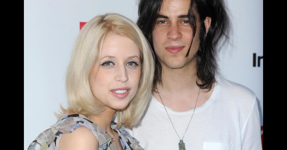Peaches Geldof La jeune maman éclipse Alexa Chung avec sa silhouette