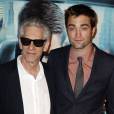 Robert Pattinson et le réalisateur David Cronenberg à l'avant-première de  Cosmopolis , à Paris le 30 mai 2012.