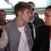 Justin Bieber à l'aéroport de Paris pour son départ pour l'Italie, le 2 juin 2012.